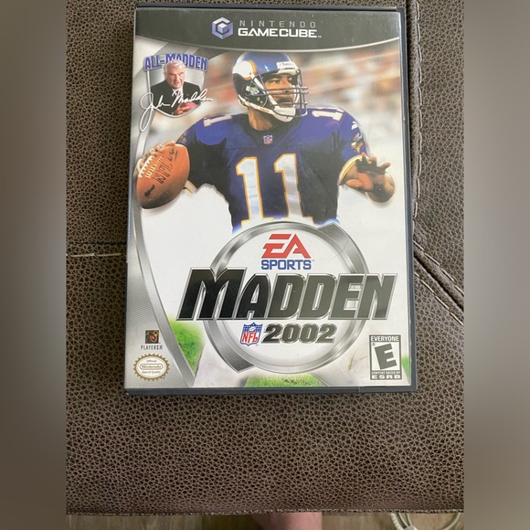 Madden NFL 2002 (Nintendo GameCube, 2001) - Picture 1 of 3